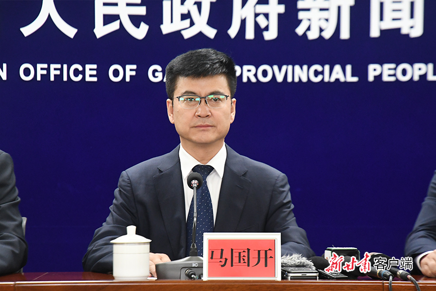 今天我们很高兴邀请到金昌市政府副市长,金昌经开区管委会主任马国开